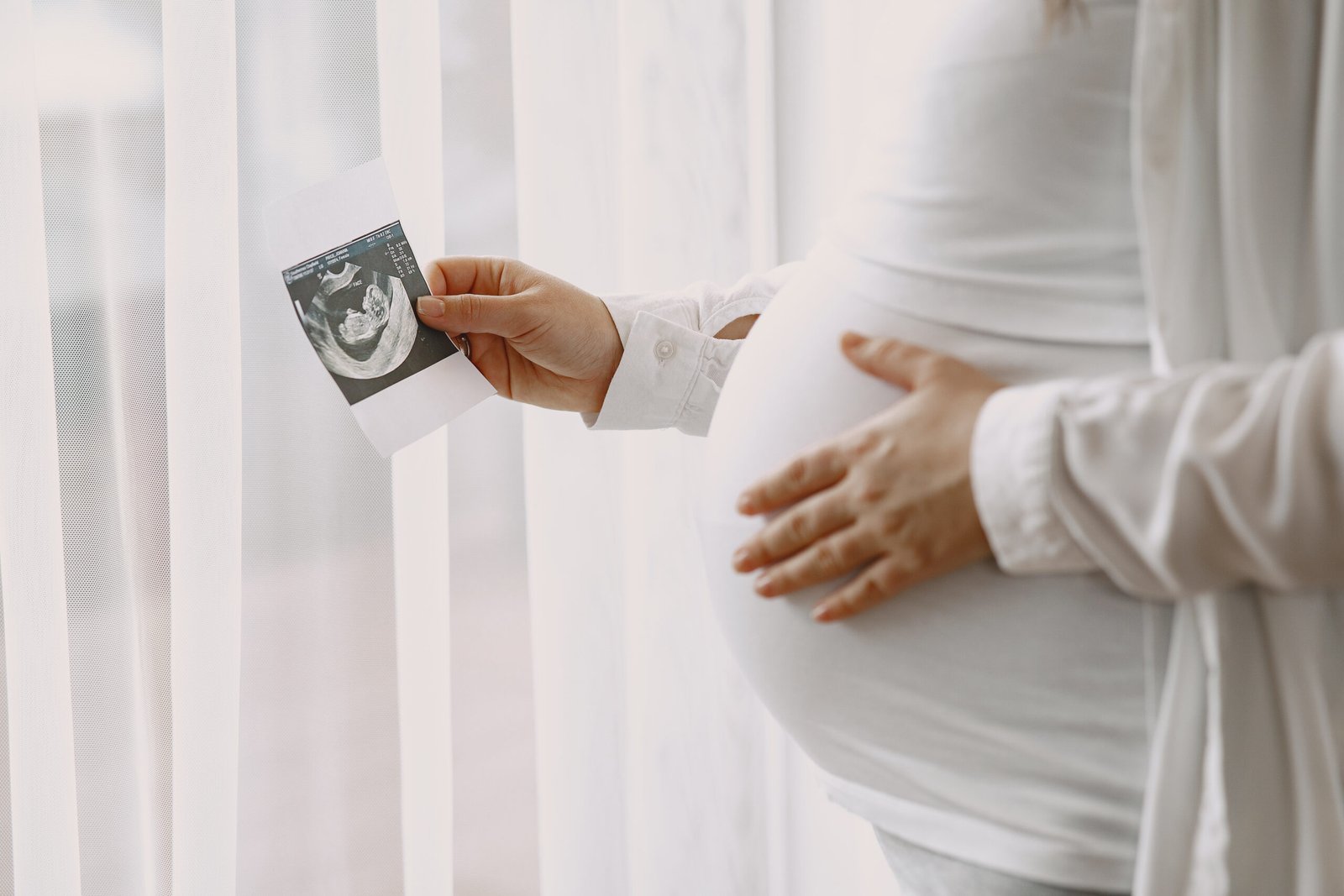 Best Pregnancy Doctor in Gurgaon: Safe Delivery & Surgical Support 1 best pregnancy doctor in Gurgaon